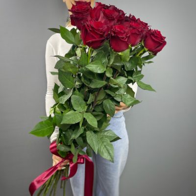 Букет из красных роз (1 метр) 15 шт