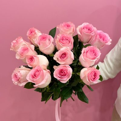 Роза Эквадор розовая Mandala 50 см 15 шт