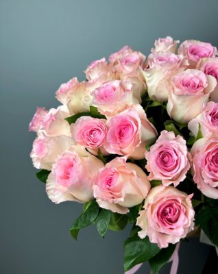 Букет из розовых роз (50см) 25шт