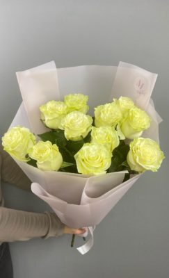 Роза бело зеленая (60 см) 11 шт